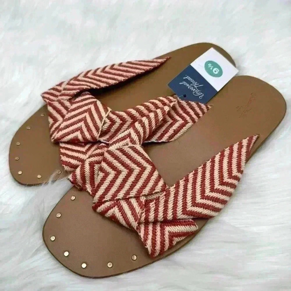 Women's Universal Thread ’s Louise Chevron Print Knotted Slide - 9.5 - Picture 7 of 8